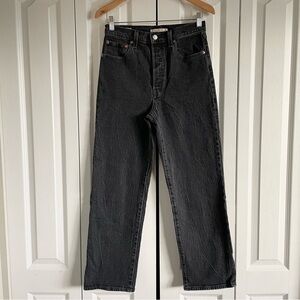 Levi’s Premium Ribcage Straight Ankle Jeans Women’s W28 x L29 Black Button Fly